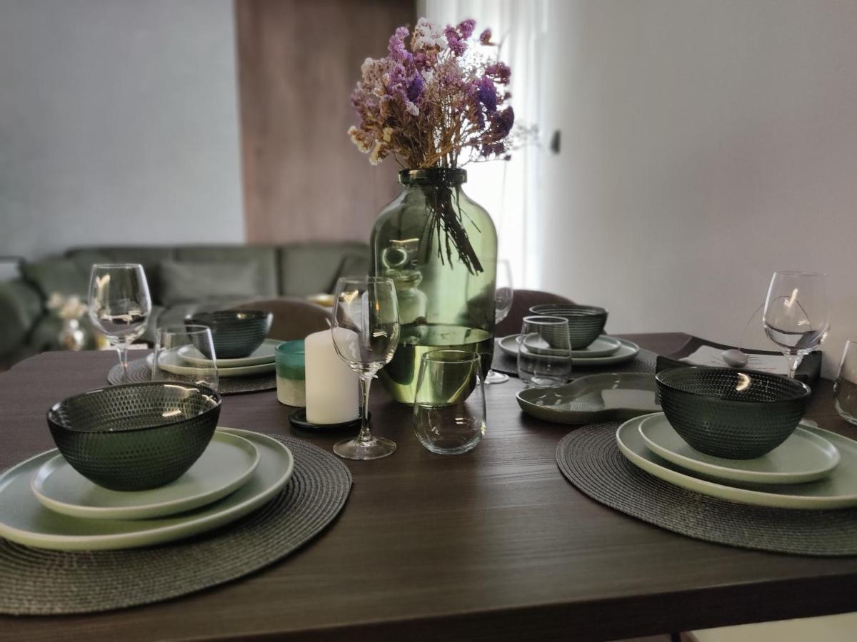Avisi Home เทรบินเย ห้อง รูปภาพ
