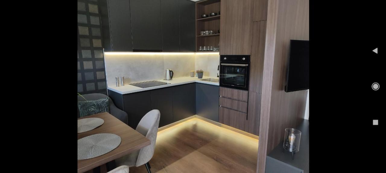 Avisi Home เทรบินเย ห้อง รูปภาพ